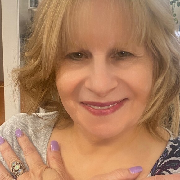 joanie693